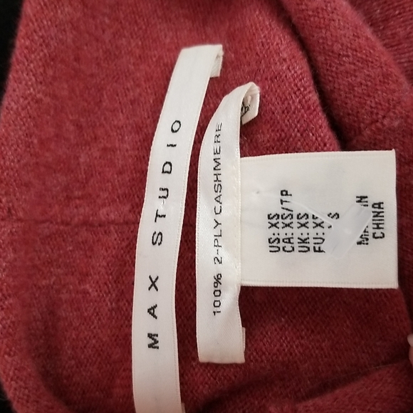 SOLD Max Studio Cashmere top - Picture 9 of 10